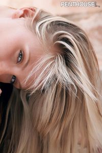 Gina Novak - Photo 3