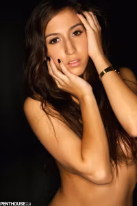 April O'Neil - Photo 16