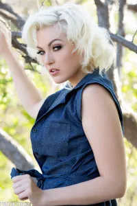 Jenna Ivory - Greener Fields