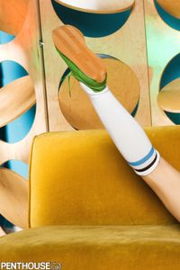 Heather Vandeven - Photo 6