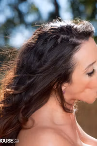 Ariella Ferrera - Photo 5