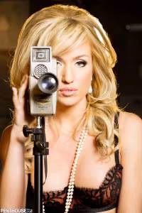 Angela Sommers in Mega Phonics