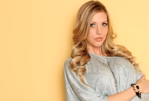 Samantha Saint Strip