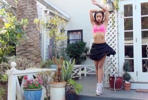 Video - Garden party