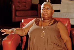 Pop Shots - Video - Luenell Campbell